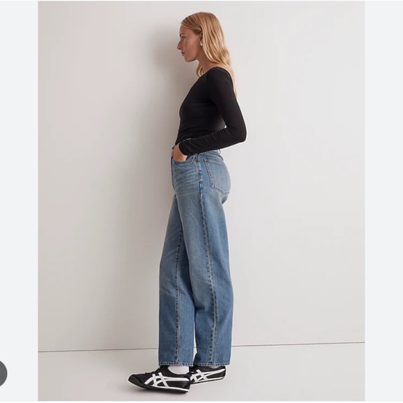 Madewell Denim - Madewell Baggy Straight Jeans Size 25